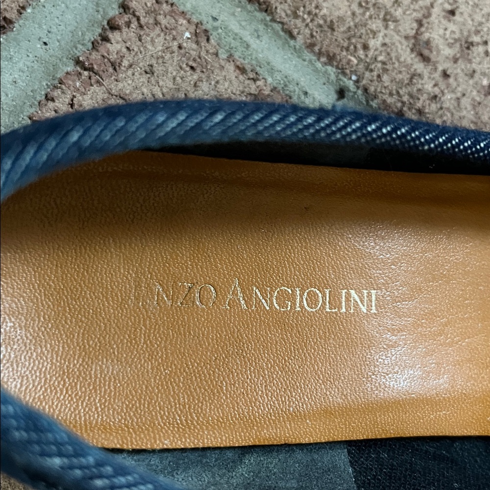 Enzo Angiolini Navy and Tan Loafers - Picture 3 of 9
